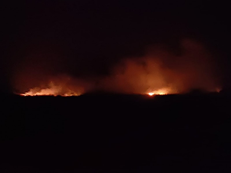 Ajalpan: Primer incendio forestal, 4 de maleza, inicia temporada