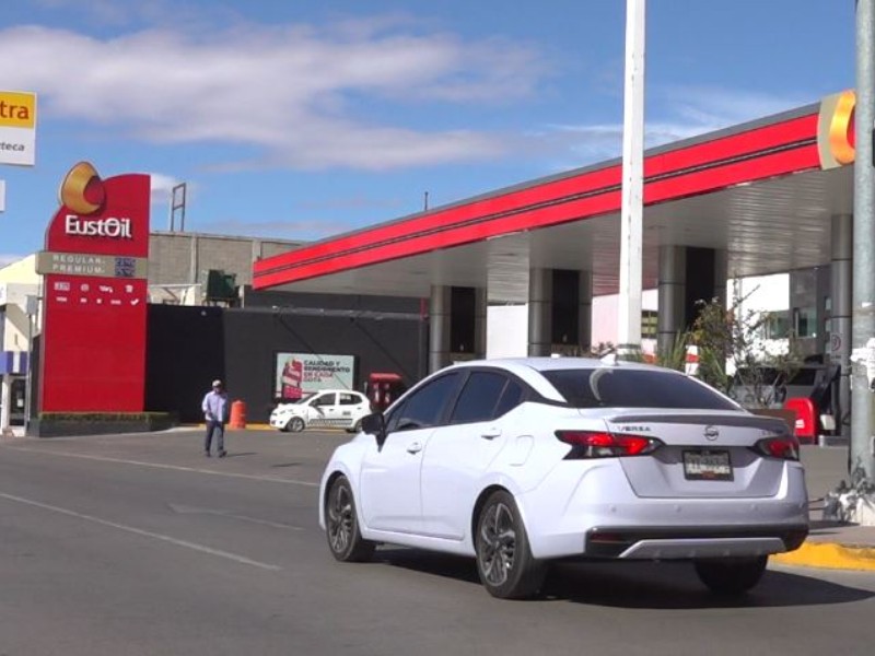 Piden no caer en pánico por baja disponibilidad de gasolina Magna
