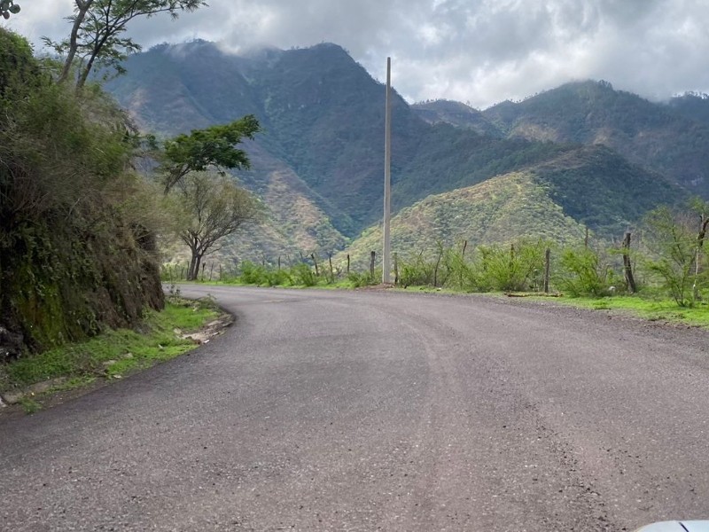 Al 33% trabajos de la carretera Toluca-Zihuatanejo Al 33% trabajos de la carretera Toluca-Zihuatanejo