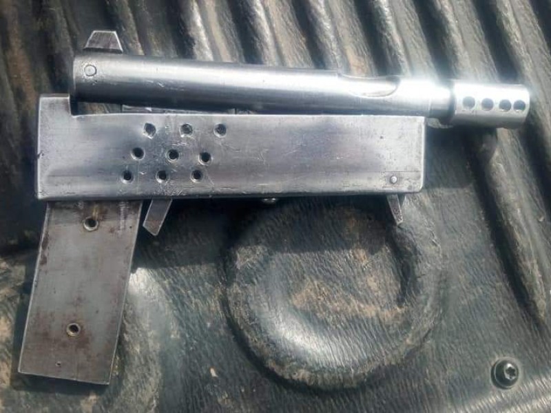 Al alza posesión, uso y fabricación de armas 