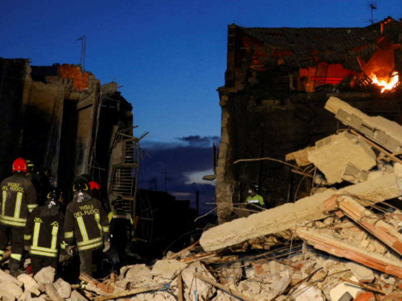 Al menos cuatro personas mueren tras una explosión en Sicilia