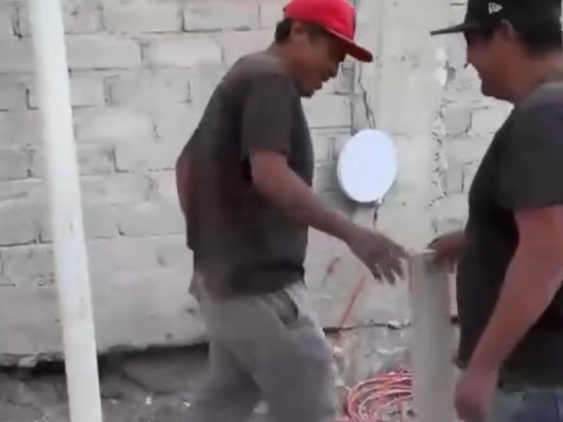 Alacalde de Juventino promueve en video golpes entre albañiles por acoso