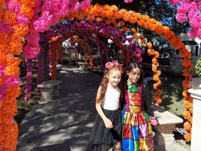 Álamos se llena de color y tradición con Festival de la Calaca Álamos se llena de color y tradición con Festival de la Calaca
