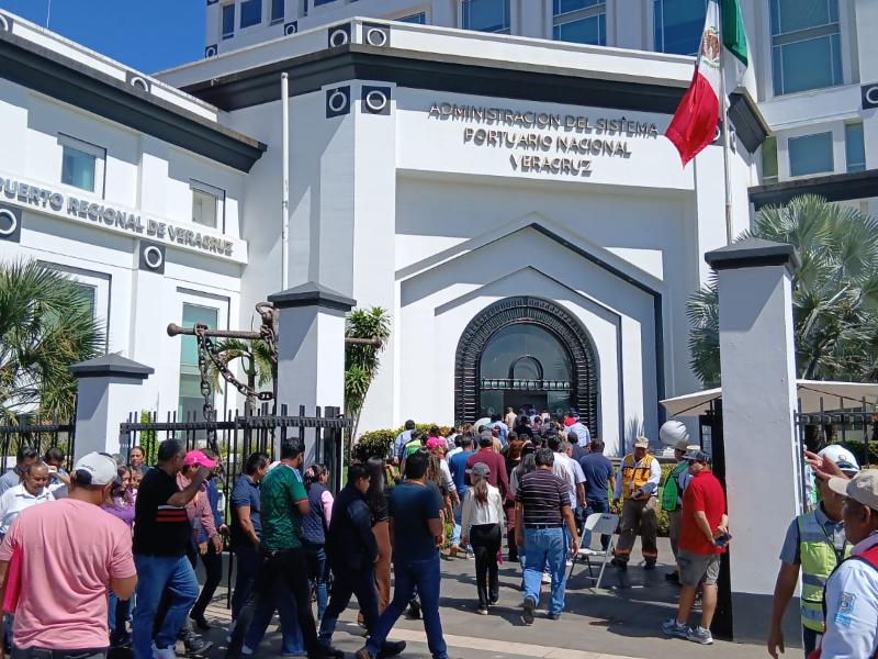 ¡Alarma en ASIPONA! Evacúan a 160 personas por alerta de incendio