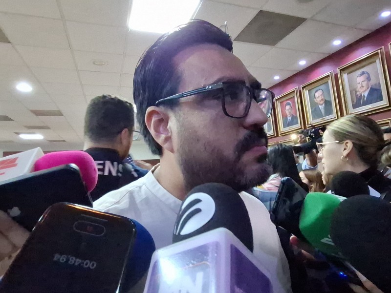 Alcalde confirma apoyo jurídico a policías municipales detenidos