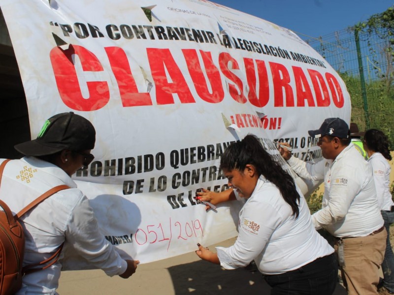 Alcalde de Veracruz exige retirar clausura del basurero