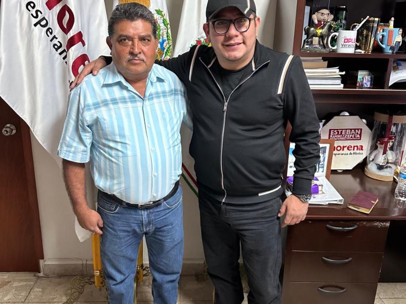 Alcalde electo de Coacoatzintla deja el PAN para unirse a Morena