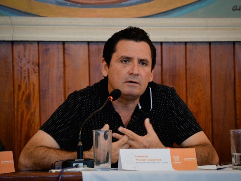 Alcalde se contradice en reapertura de negocios de Colima