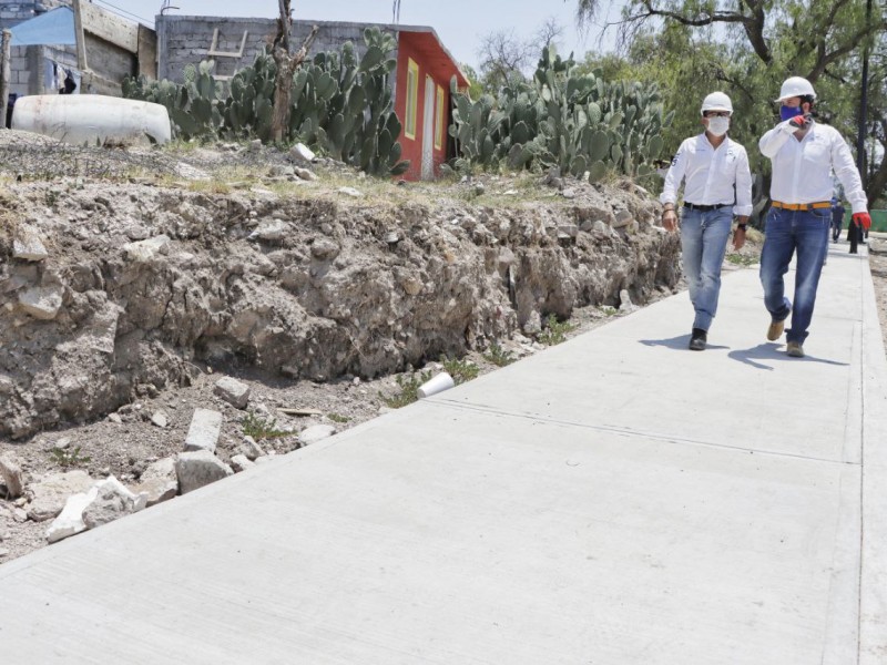 Alcalde supervisa obra de conectividad en Pirámides