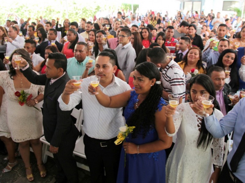 Alcaldías celebran el 14 de febrero con bodas