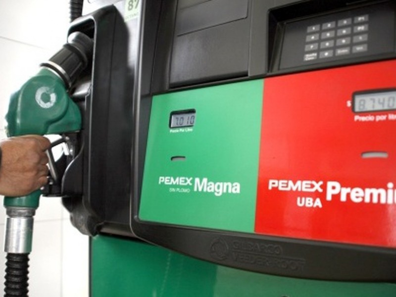 Alcanza gasolina Premium máximo histórico de 25.50 pesos por litro