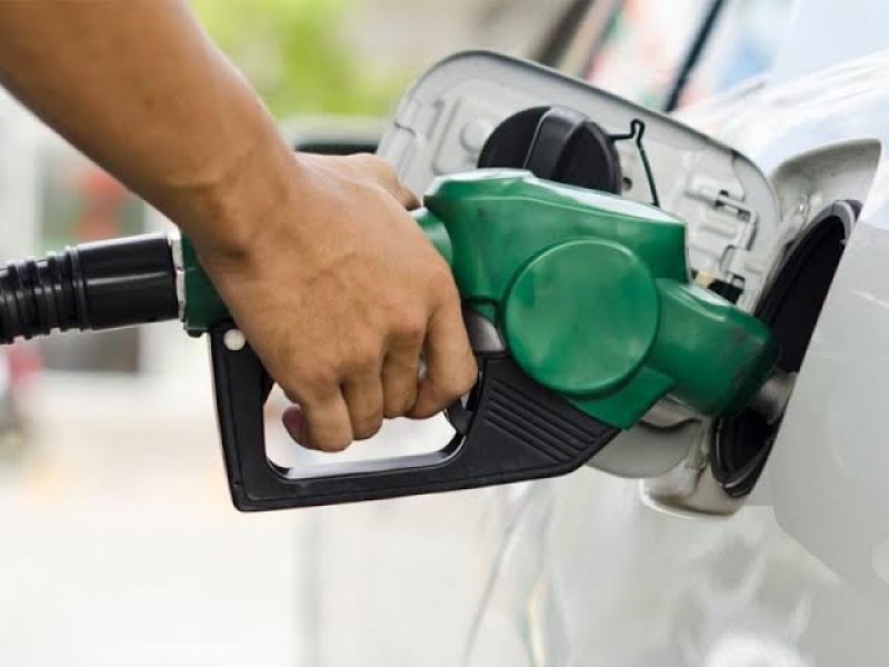 Alcanza los 20 pesos, precio de la gasolina en Zihuatanejo