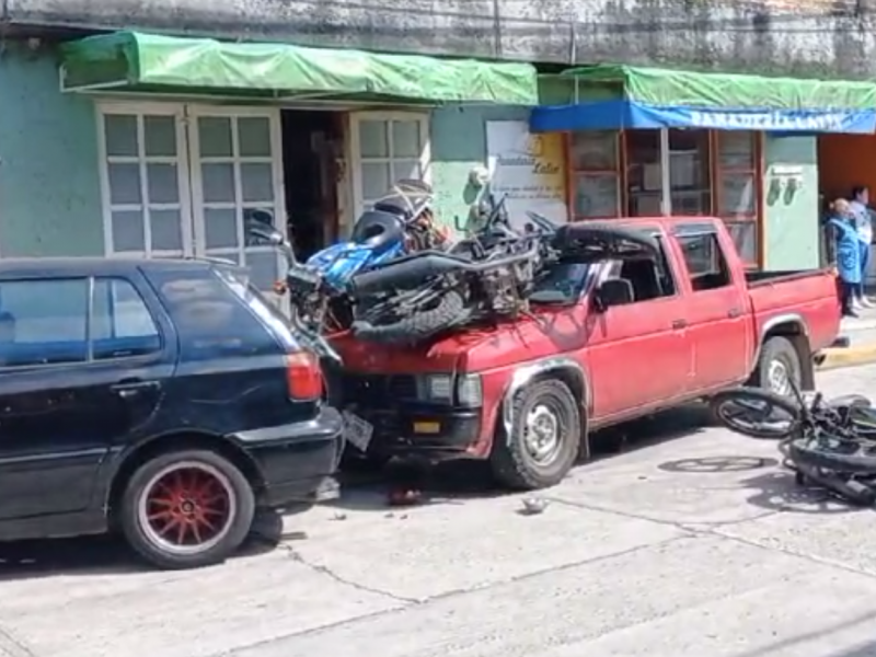Alcoholizado conductor protagoniza accidente en Emiliano Zapata
