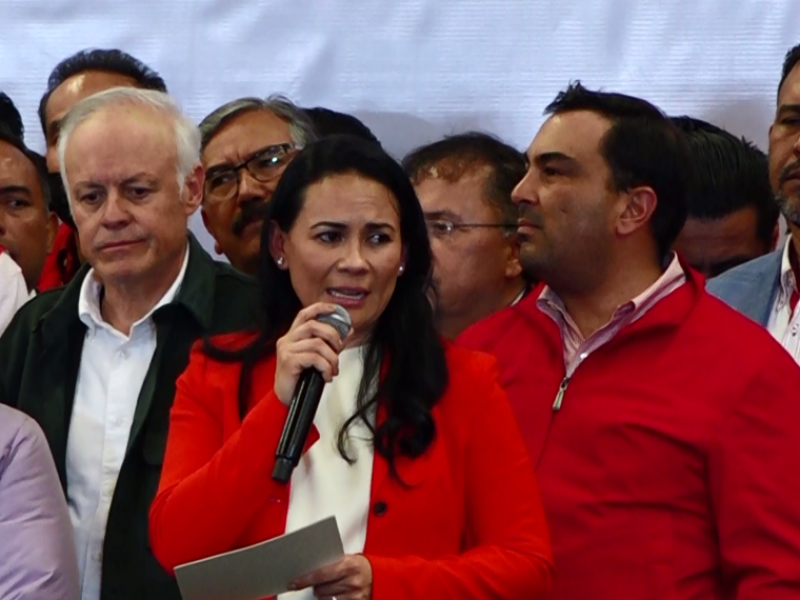 Alejandra del Moral se registra como precandidata del PRI EdoMéx