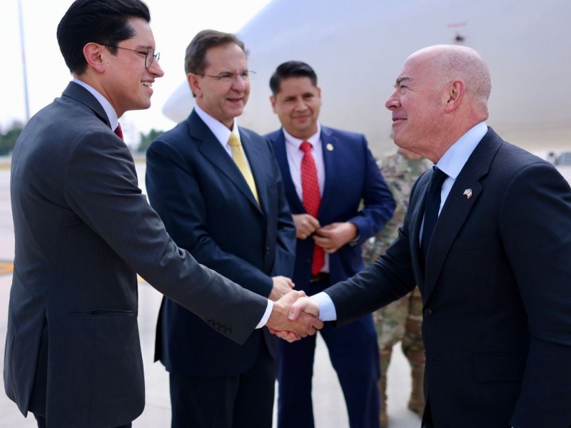 Alejandro Mayorkas, secretario de Seguridad de EUA, llega a México