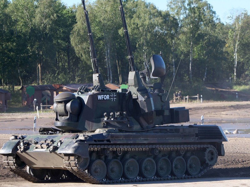 Alemania enviará armas pesadas a Ucrania
