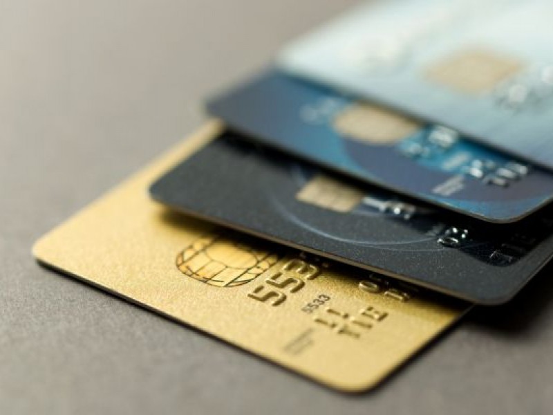 Alerta condusef por aumento en robo de tarjetas bancarias