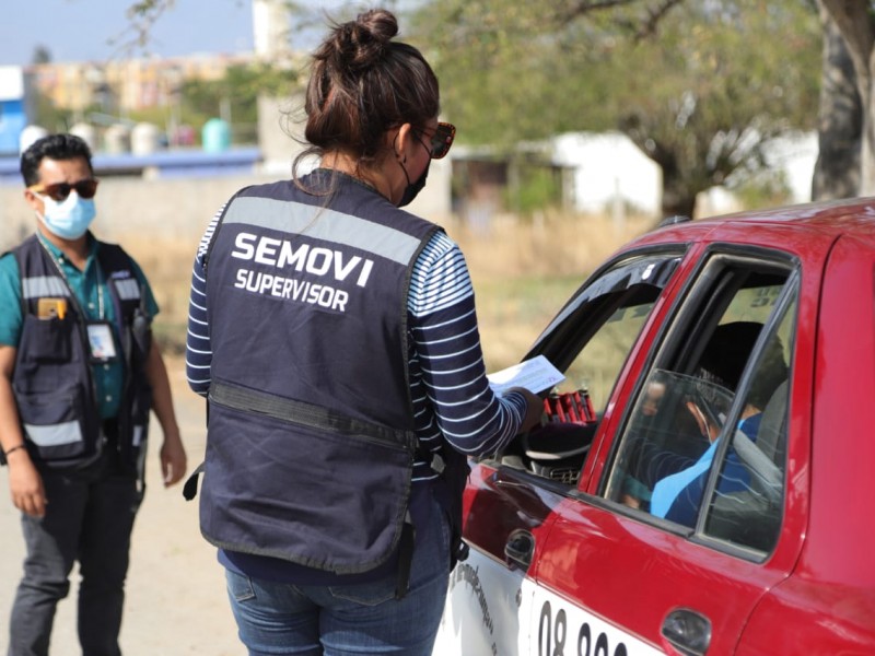 Alerta SEMOVI por expedición de licencias de conducir falsas