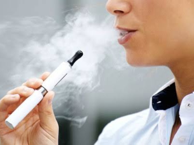 Alerta SSZ sobre daño de cigarro electrónico