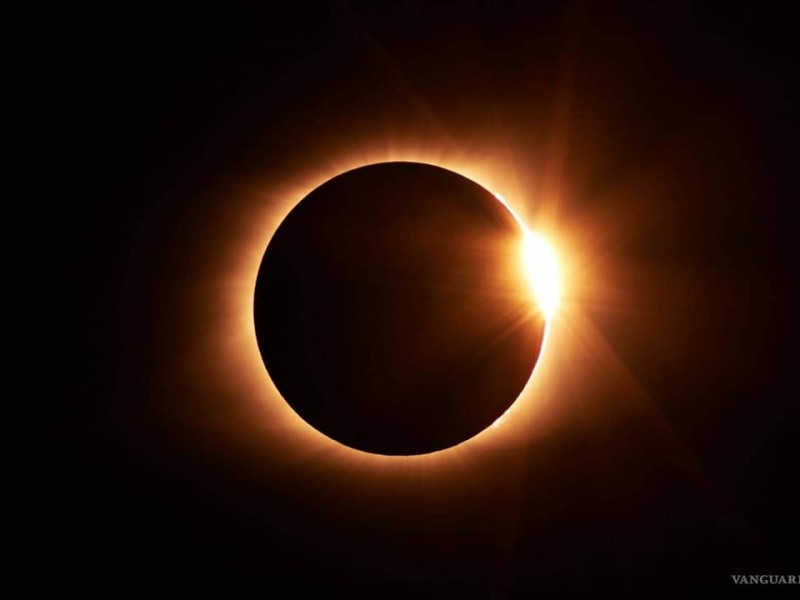 Alertan por eclipse solar en Veracruz, esto recomiendan
