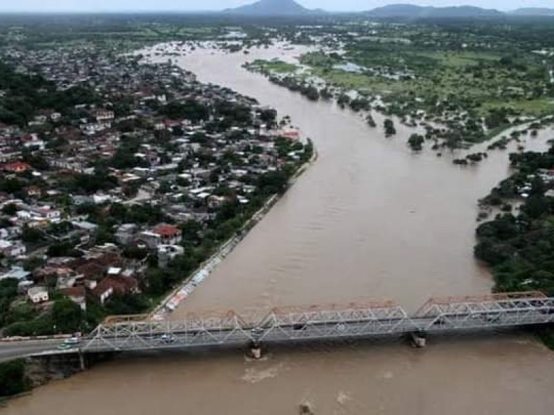 Alertan por incremento en desfogue de la presa Benito Juárez
