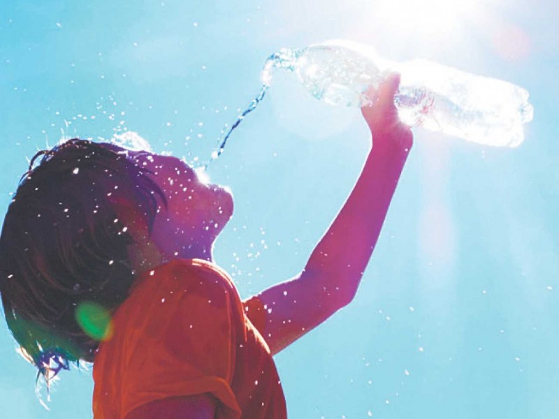 Alertan por ola de calor en México