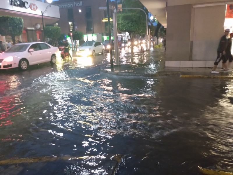 Alertan por posibles lluvias por la tarde