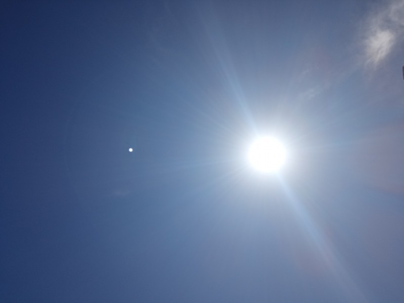 Alertan sobre daños a la salud por golpes de calor
