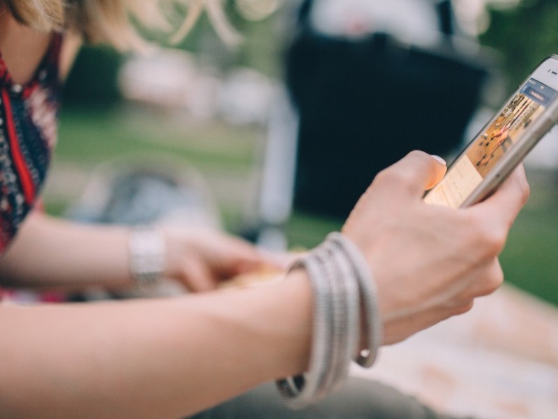 Alertan sobre uso excesivo de dispositivos en la infancia