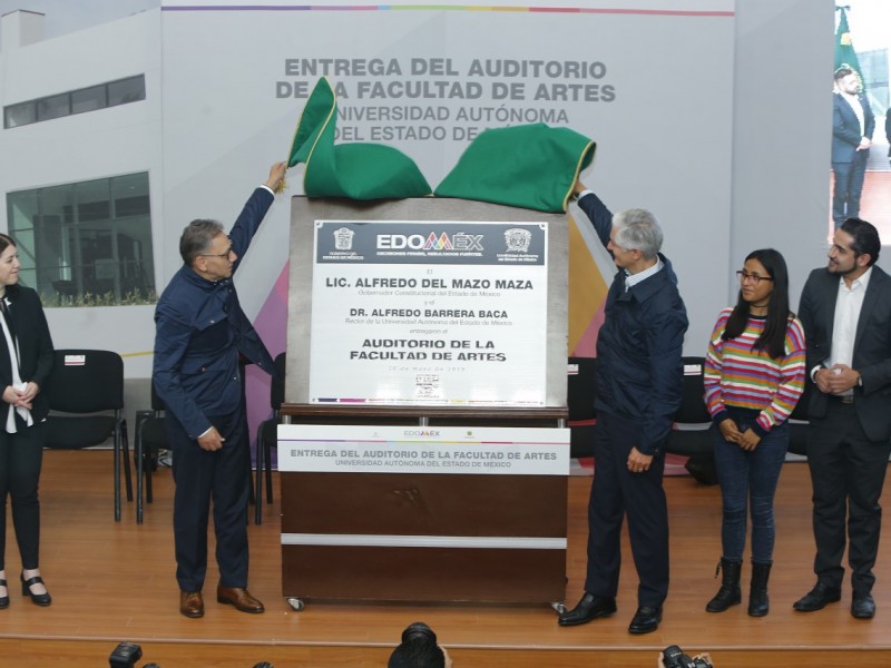 Alfredo Del Mazo entregó a UAEM  infraestructura