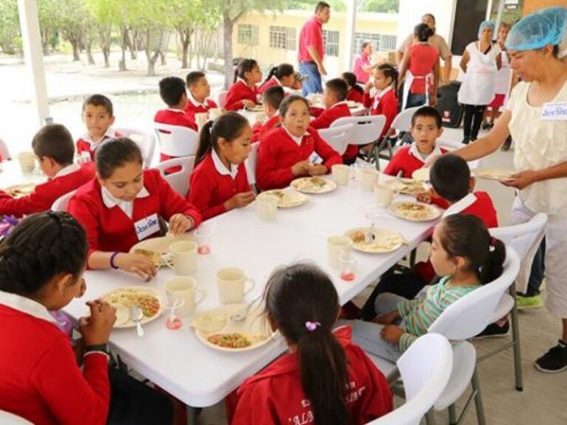 Alimentos escolares seguirán costando $15 en escuelas de tiempo completo