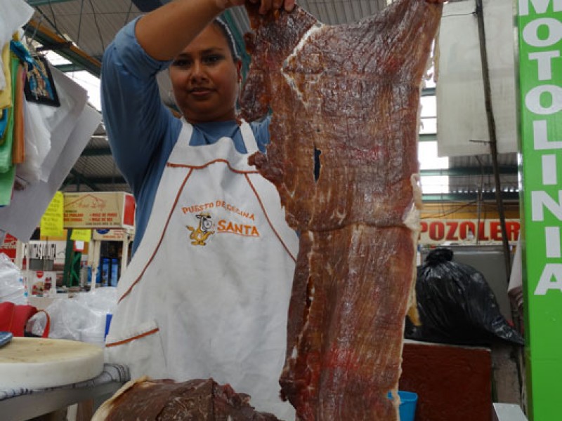 Alistan en Feria de la Cecina