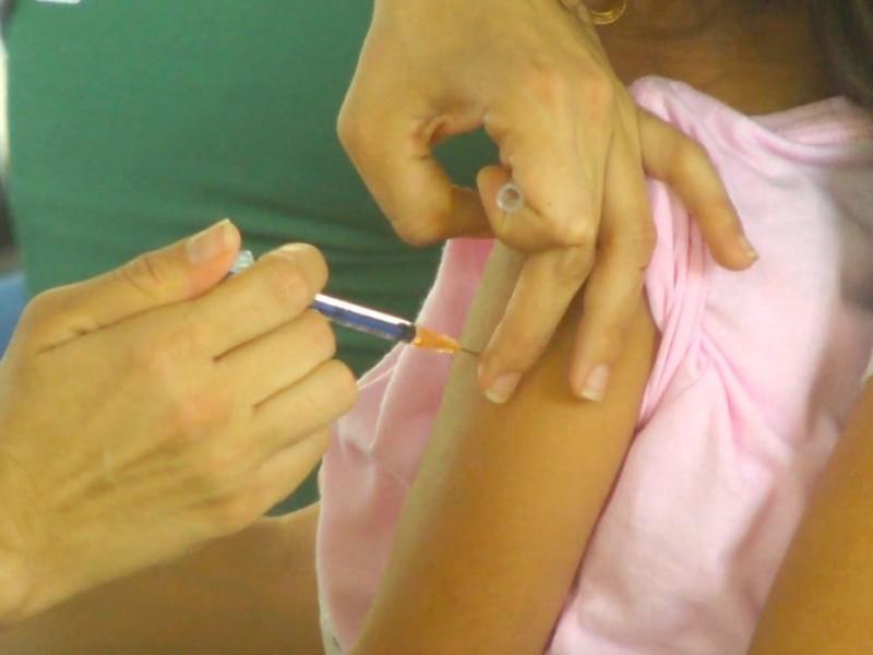 Alrededor de 18 mil menores inmunizado de COVID en Guasave