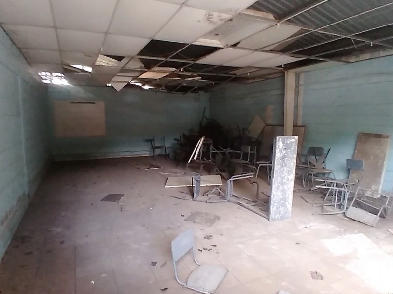 35 escuelas en Guasave continúan rezagadas en infraestructura