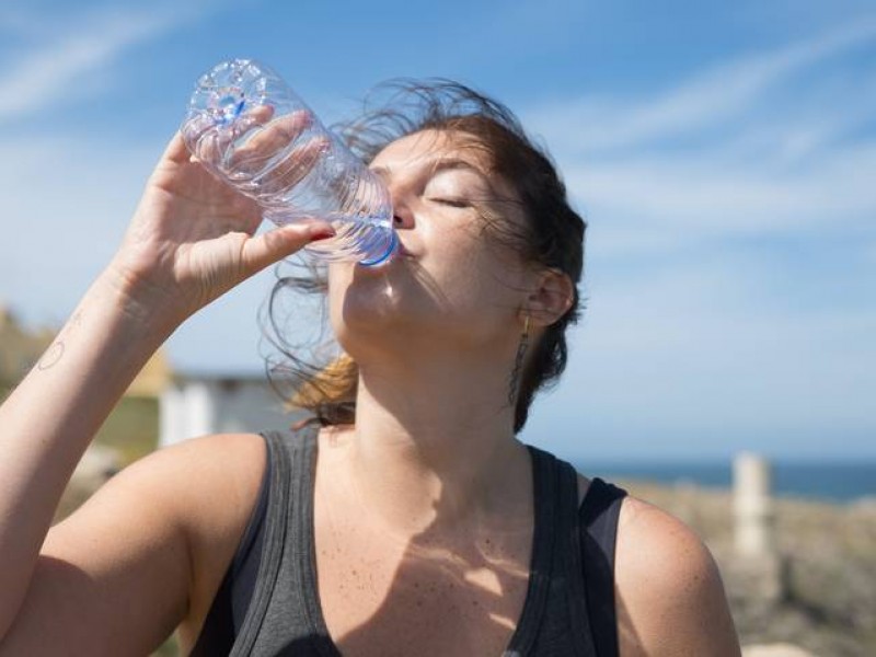 Altas temperaturas de calor aumentan uso de agua potable