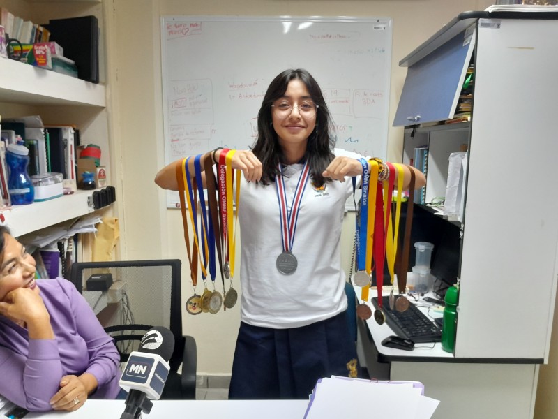 Alumna de la UAS obtiene medalla en olimpiada de matemáticas