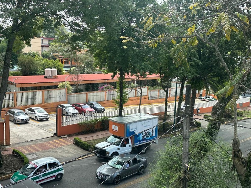 Alumno hospitalizado tras caída en secundaria técnica de Xalapa