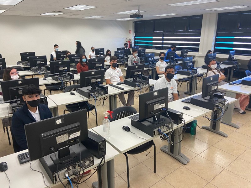 Alumnos Cobach se preparan para final de concurso estatal