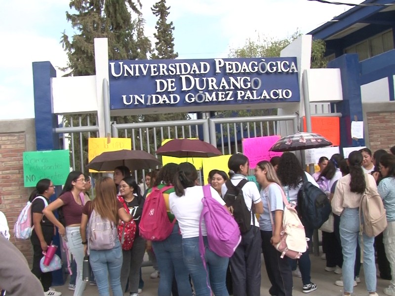 Alumnos de la UPD denuncian cobros extras y malas instalaciones