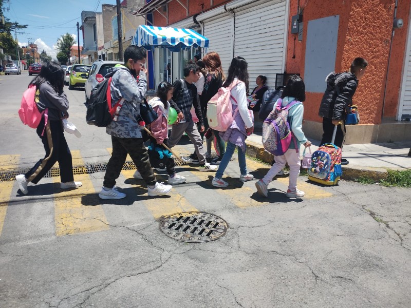 Alumnos de nivel básico comienzan vacaciones este 19 de julio. Trasladan taller intensivo.