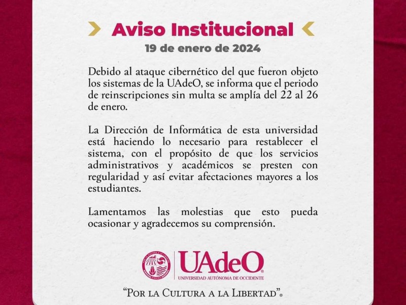 Alumnos de UADEO se quejan por multas en reinscripción