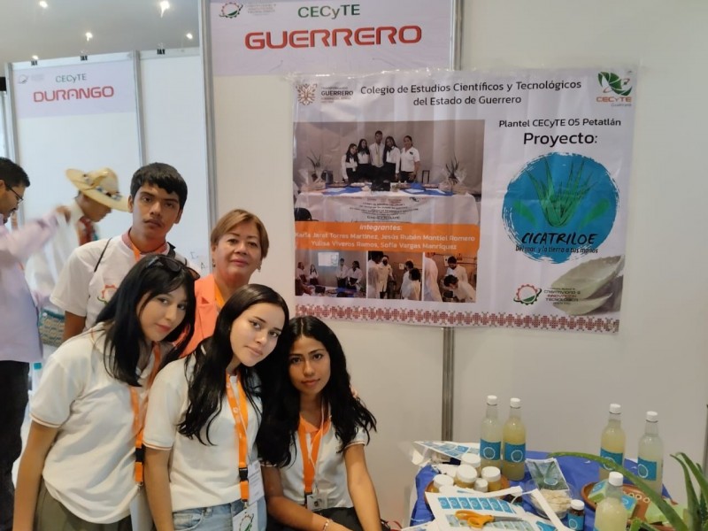 Alumnos del CECyTE Petatlán logran tercer lugar para Guerrero
