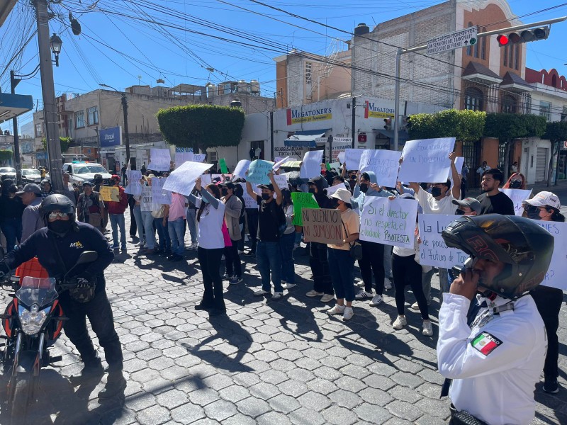 Alumnos del ITT rechazan clases virtuales con manifestacion