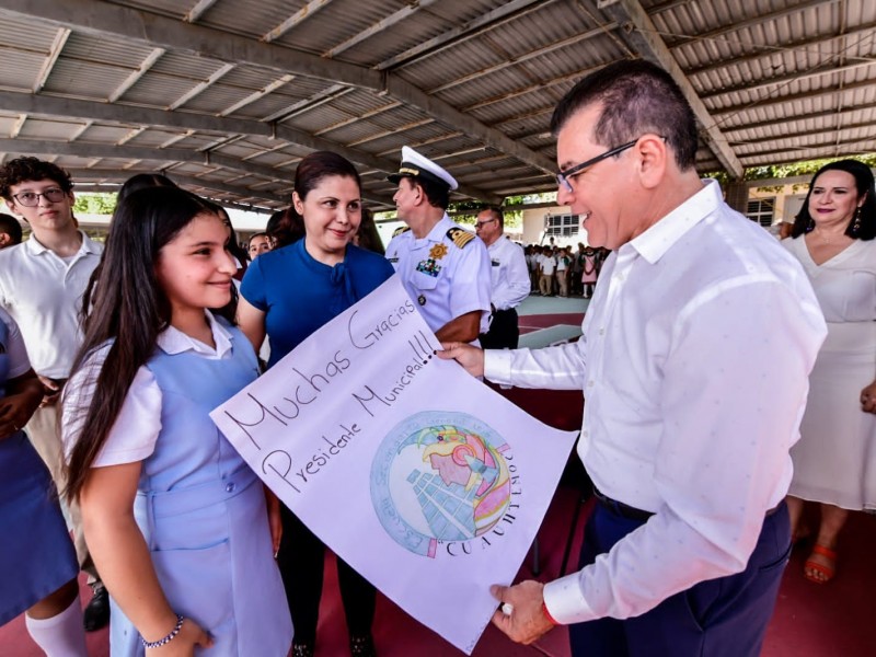 Alumnos Secundaria Federal 6 piden mejoras para su escuela