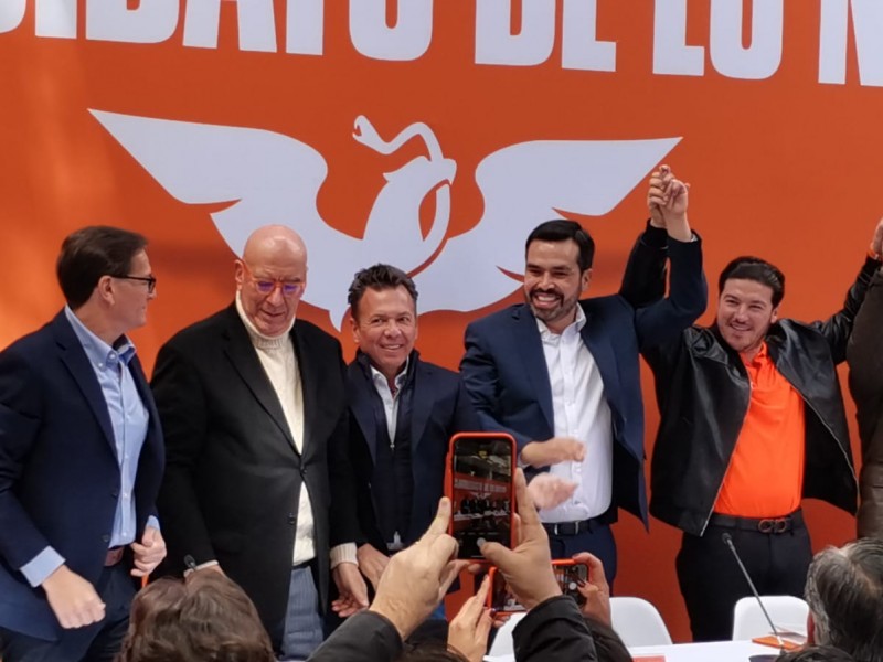Álvarez Máynez se registra como precandidato presidencial de MC