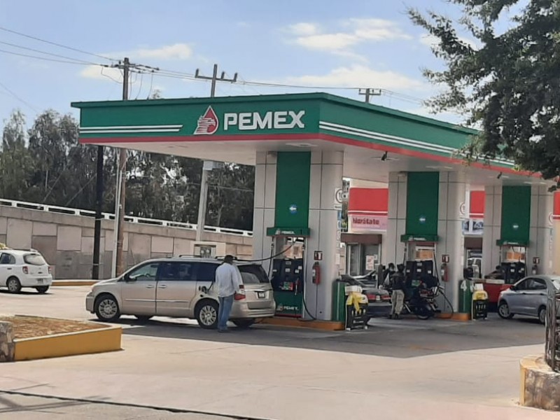 Alza hormiga en precio de la gasolina