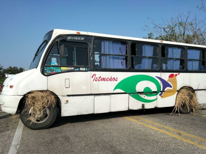 Amagan con incendiar otro autobús habitantes de Álvaro Obregón