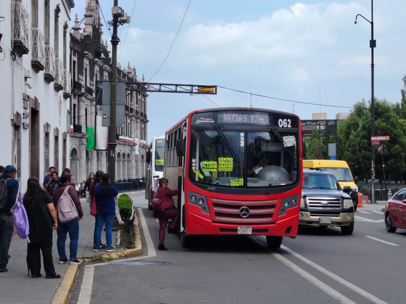 Amagan transportistas del Edomex con paro el próximo lunes