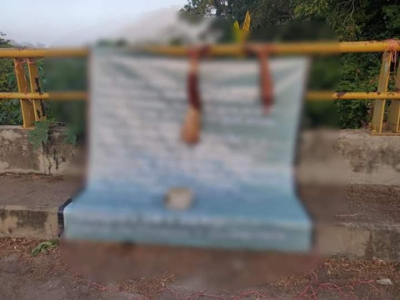 Amanecen restos humanos en vía pública de Villaflores