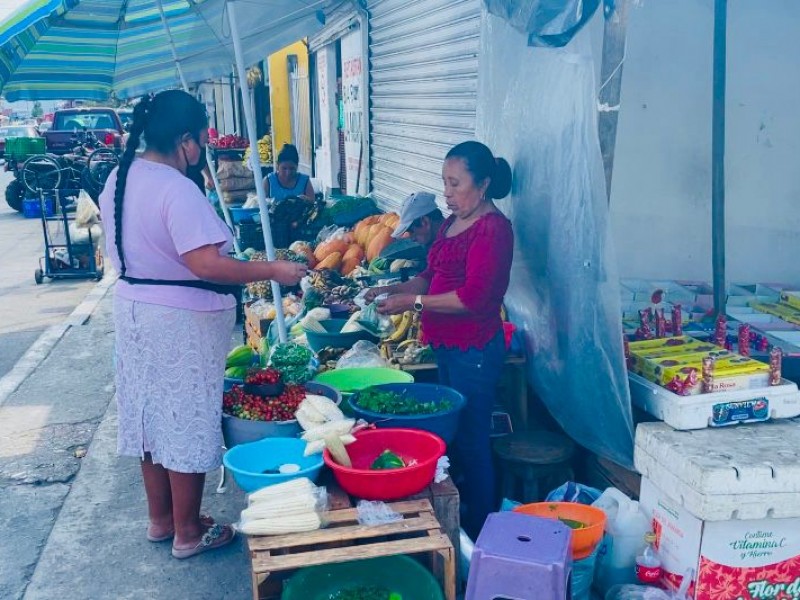 Amas de casa de Tuxpan se alistan para la cuaresma